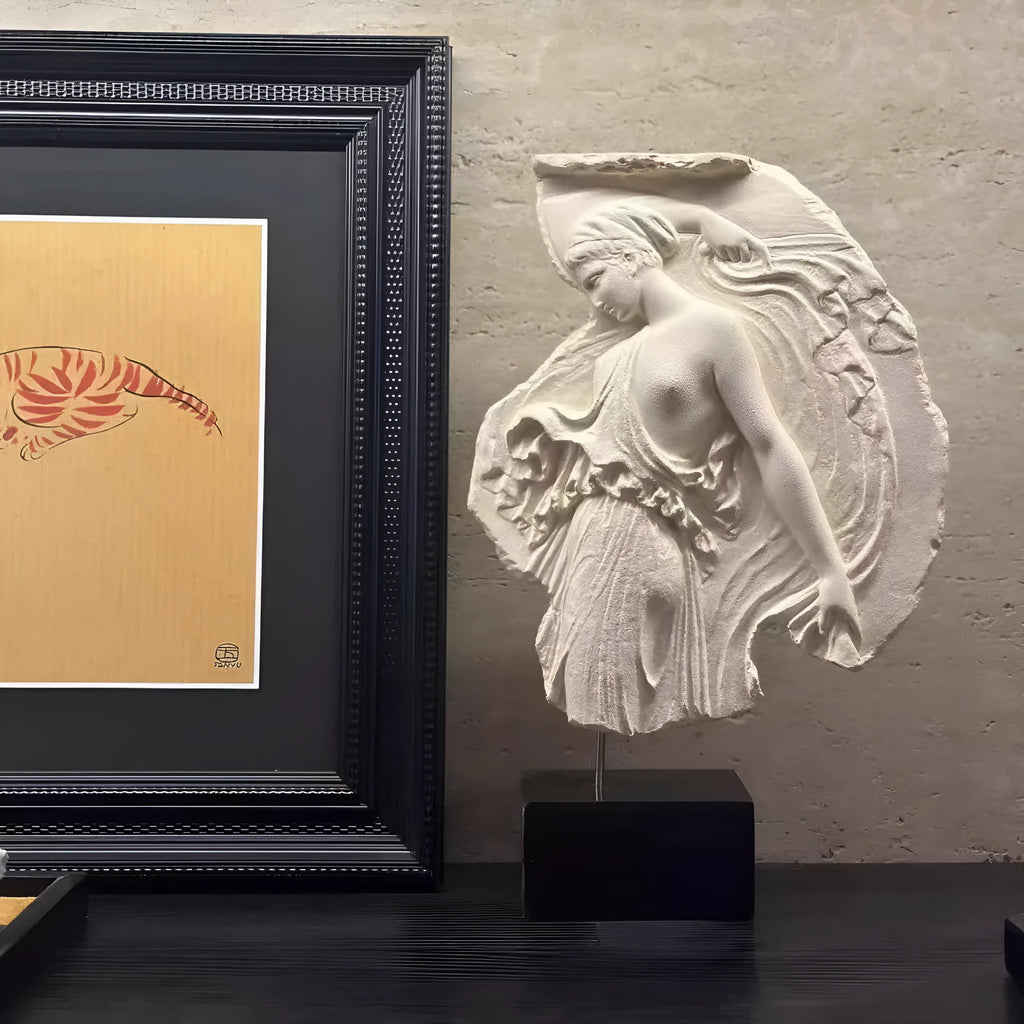 Wine goddess European-style resin sculpture ornament with modern simplicity design