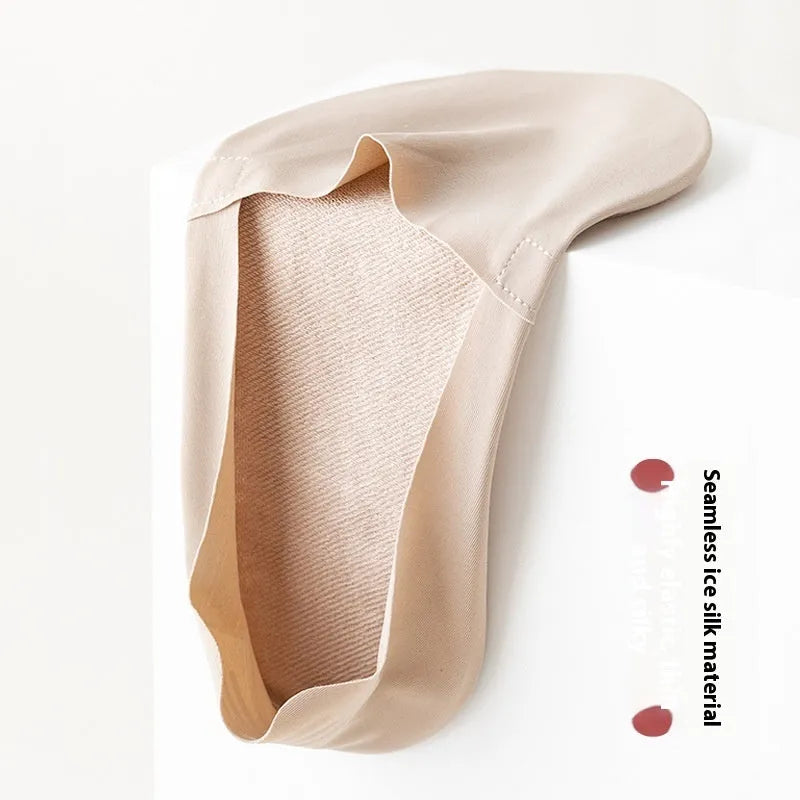 Men's low cut invisible seamless socks in seven colours with pure cotton soles