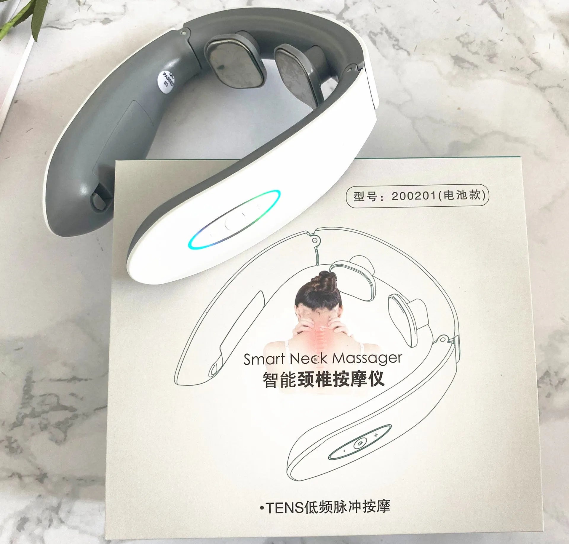 Smart shoulder and neck massager made from PC and silica gel with polymer battery