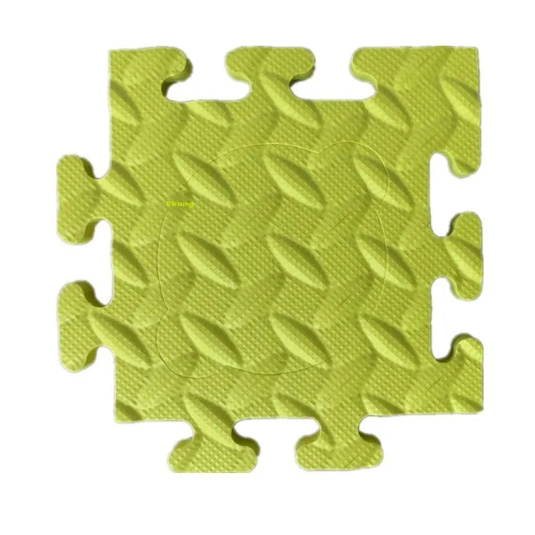 EVA non-slip square pet chew toy mat in 16x16x1cm or 13.5x14.5x1cm, 11 colours