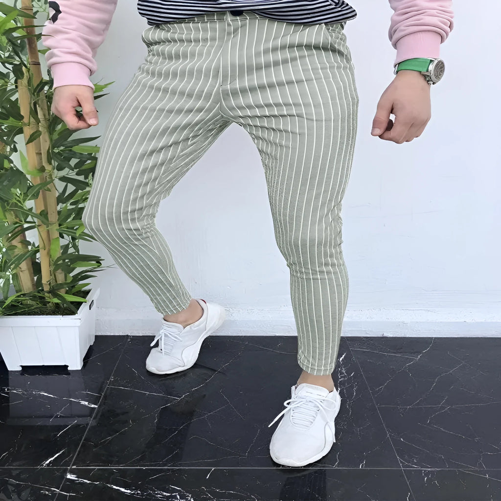 Men's slim-fit straight leg trousers with 3D printed plaid pattern in colour RKKZ49