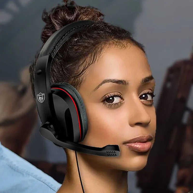 Black wired gaming headset with 40mm speakers and 6.3mm straight plug