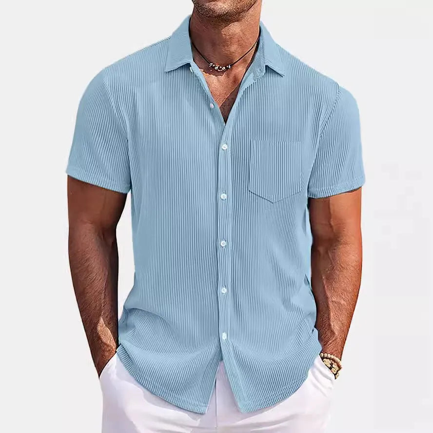 Men's loose casual short-sleeved shirt with vertical stripes in a solid colour.