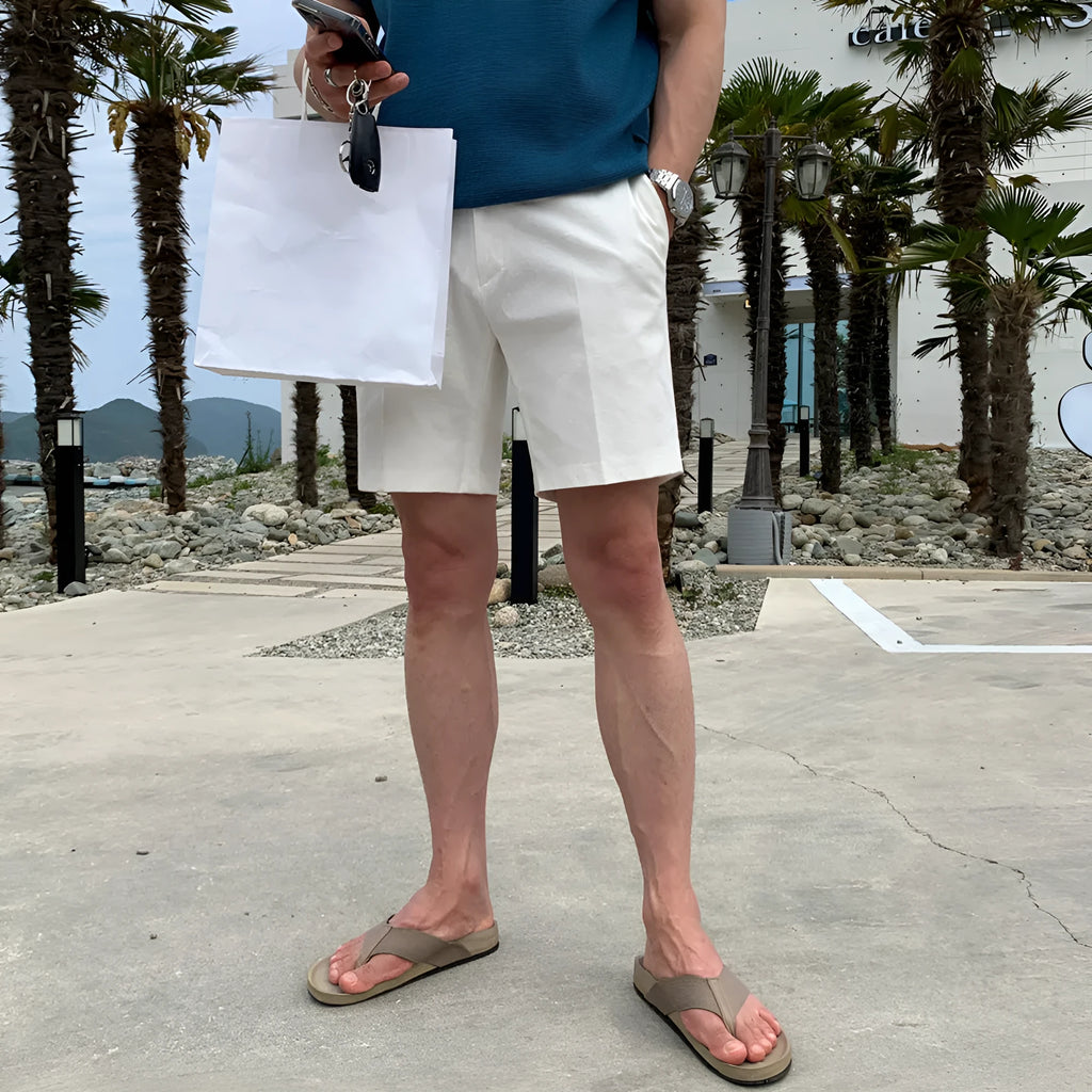 Men's straight-leg casual shorts in polyester fabric available in black, white and khaki colours