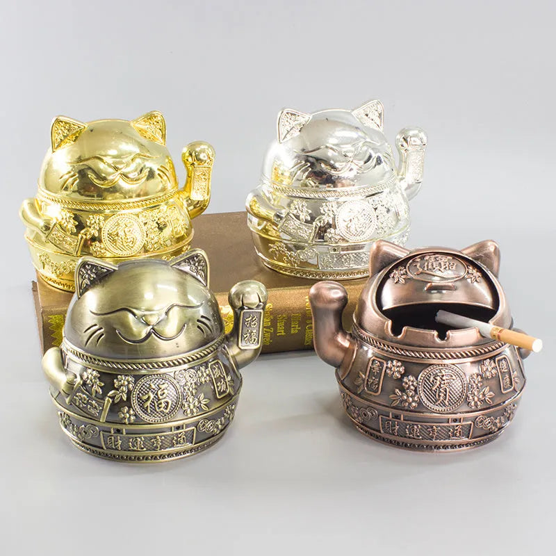 Lucky cat ashtray made from zinc alloy with cover in gold black colour for home living room