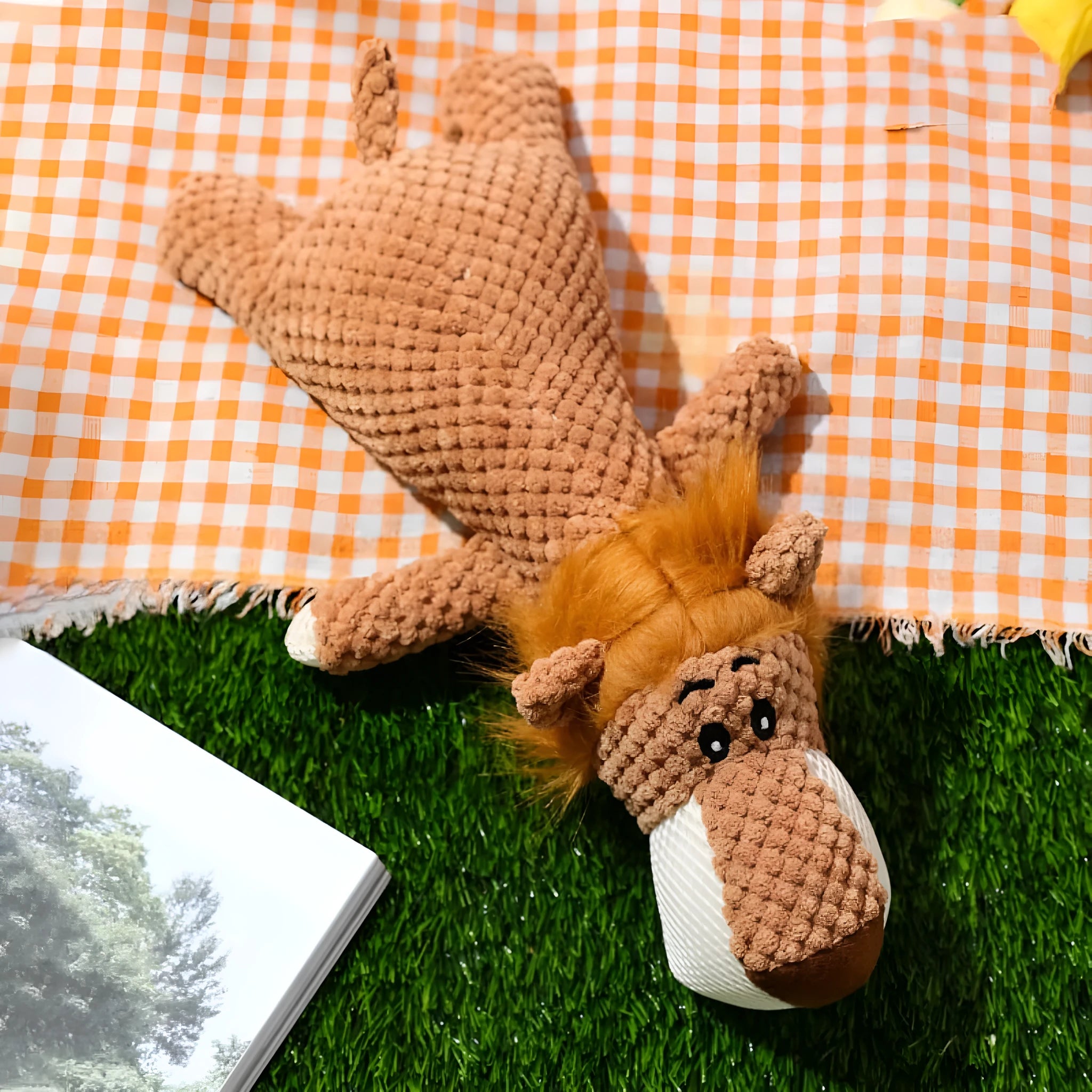 Corn kernel shaped plush dog chew toy with interactive sound feature in green colour