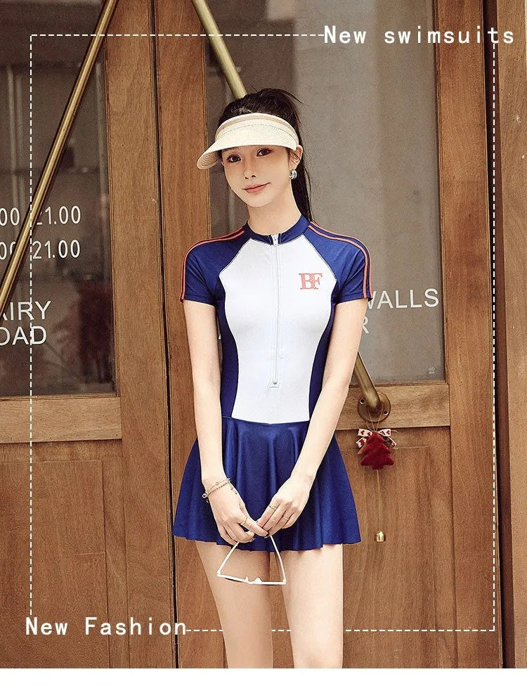 Conservative one-piece swimsuit for sports with highly elastic material in colour options E92 and E93