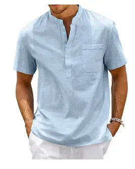 Men's solid colour bird eye cloth polo shirt with stand collar and short sleeves.