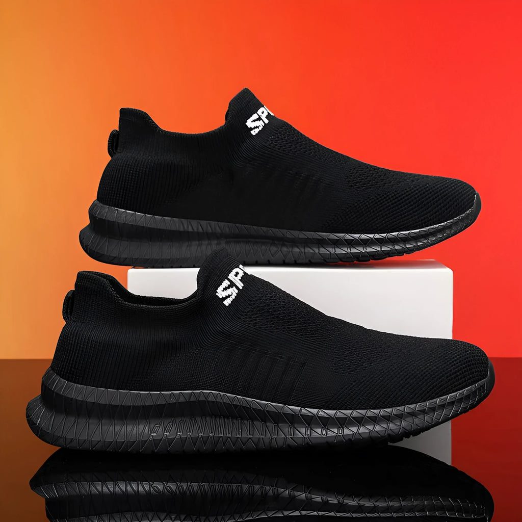 Men's breathable Flyknit casual shoe in blue, showing low-top flat heel design for hiking and leisure.
