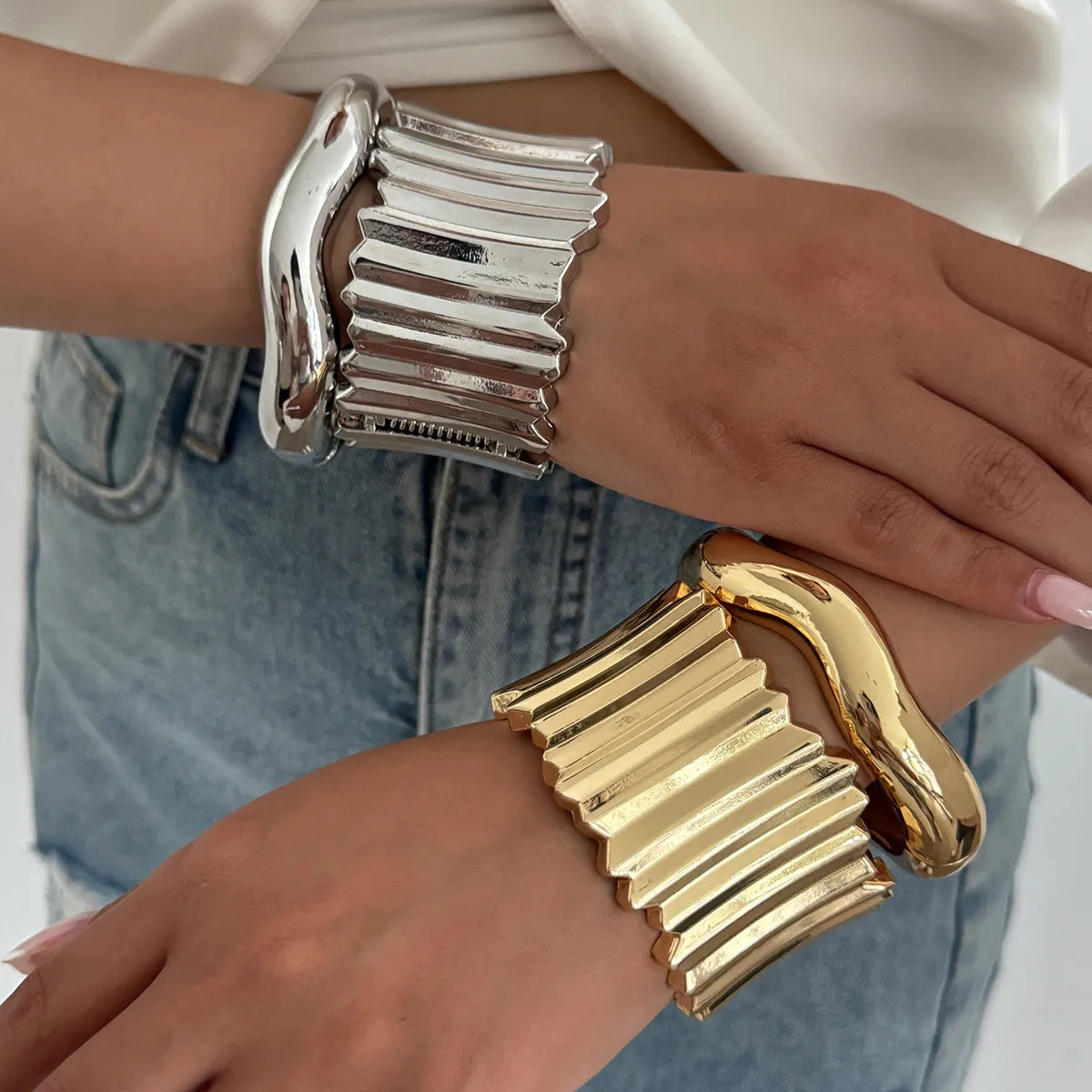 Punk metal texture ellipse pattern wide spring bracelet for women gold finish