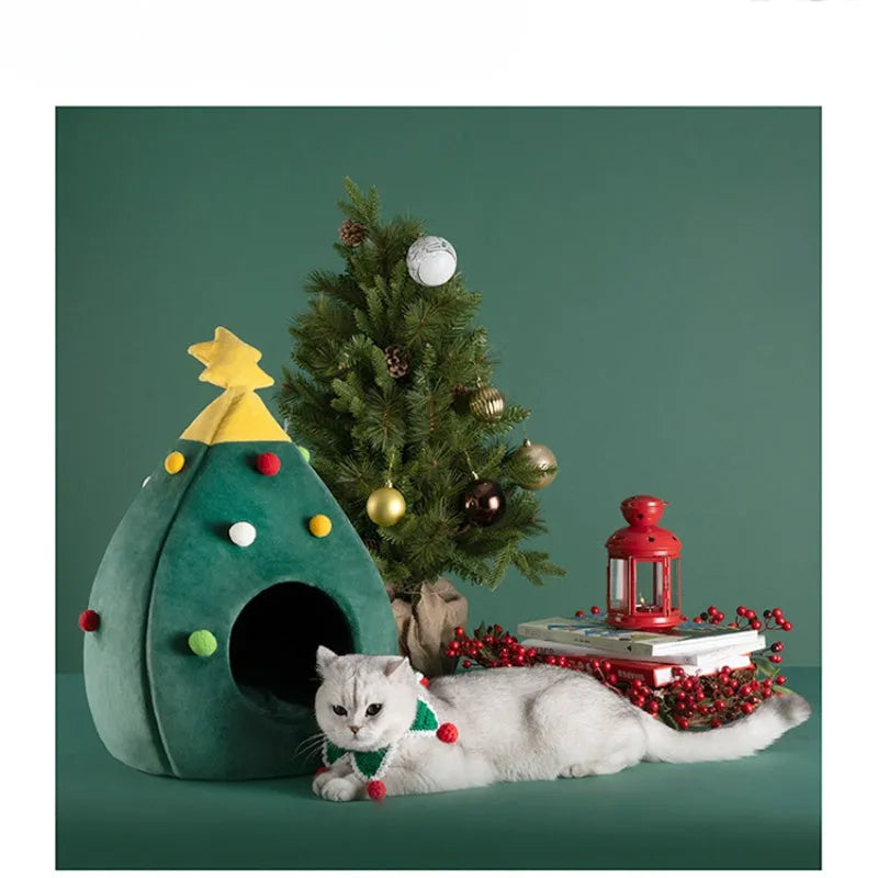 Christmas tree-shaped plush cave bed for cats and dogs, shown in three sizes with detachable design.