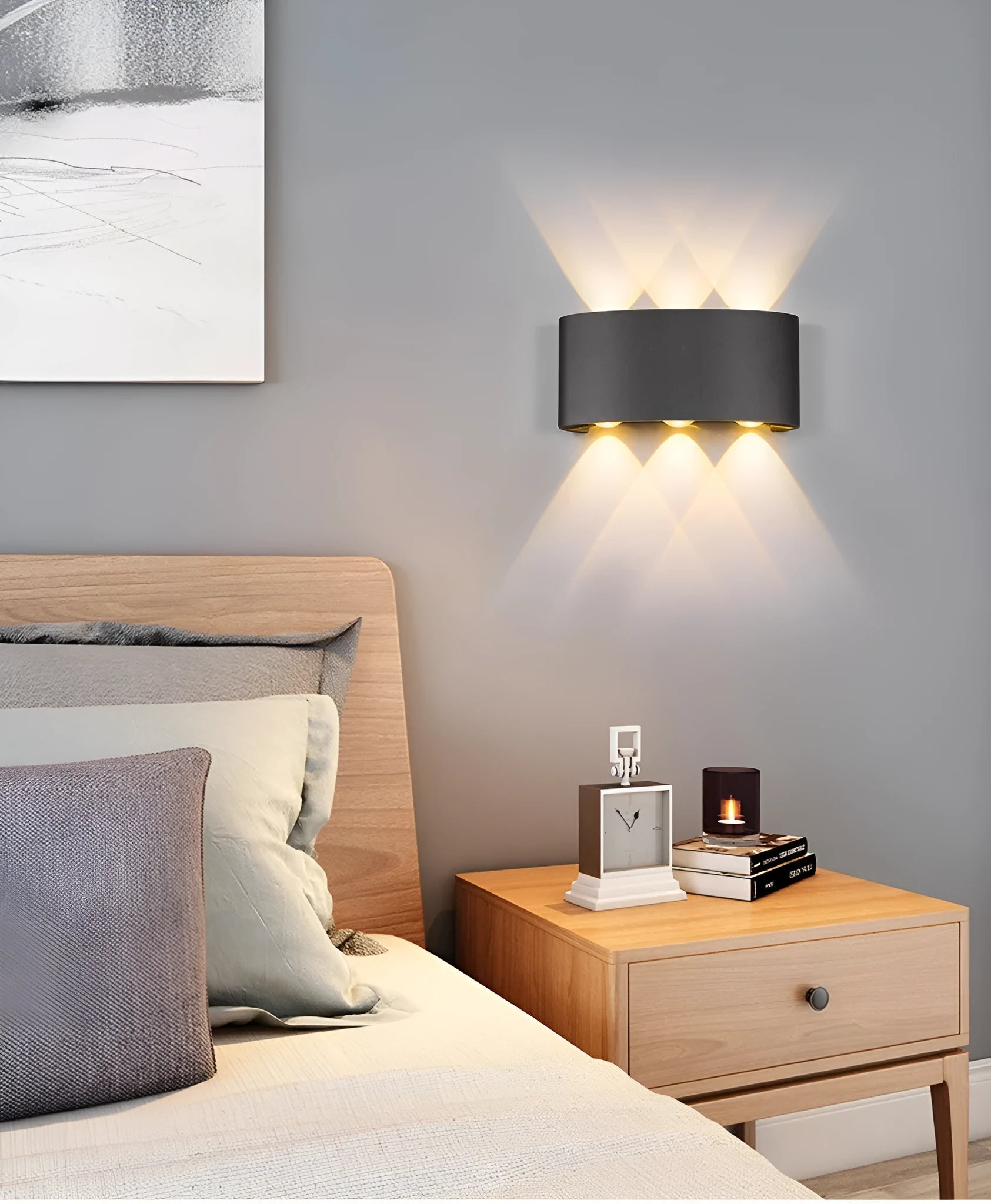 Waterproof LED wall lamp with aluminium shell in white, 60-degree beam angle, outdoor wall mounting