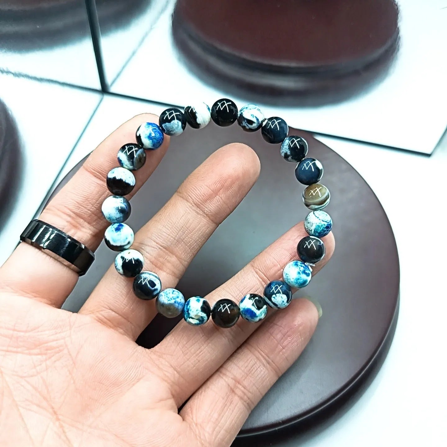 Handmade natural agate bracelet with 8mm round beads and Bohemian style glass elements