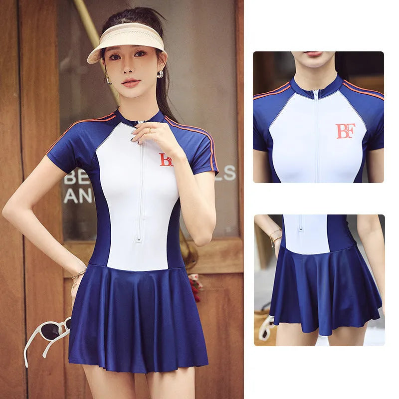 Conservative one-piece swimsuit for sports with highly elastic material in colour options E92 and E93