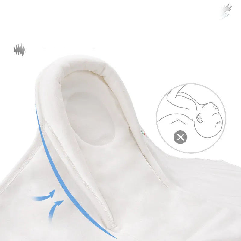 Cotton baby anti-startle swaddle blanket measuring 30x60cm with printed animal design