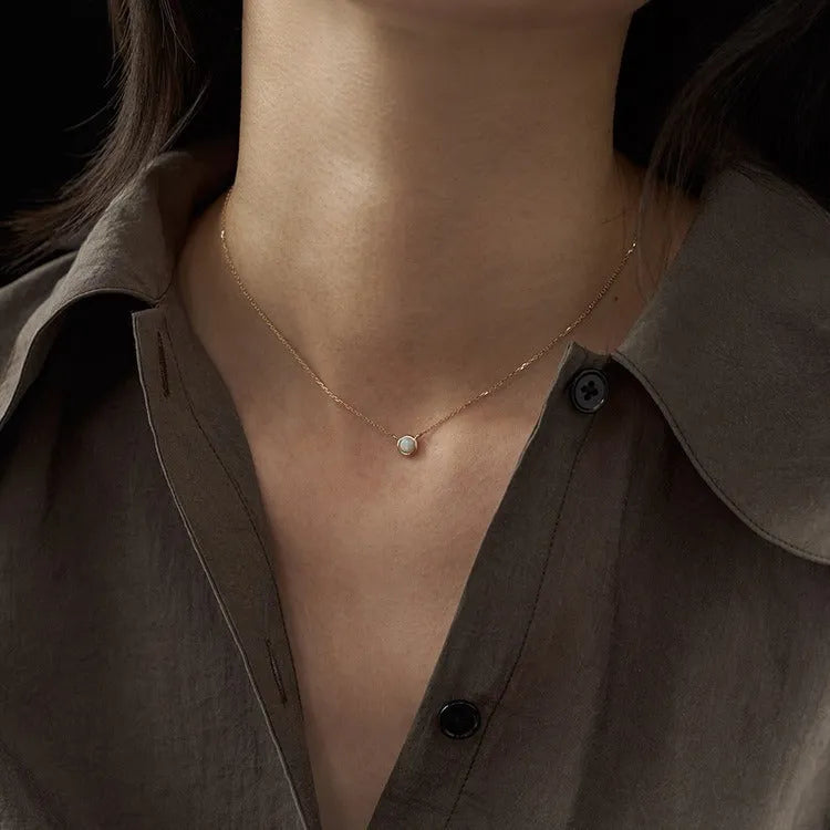 S925 silver jelly opal pendant necklace with geometric oval shape in gold or white gold colour