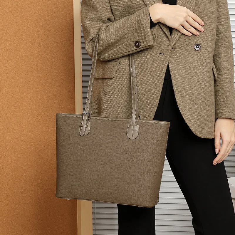 Genuine leather women's tote bag with internal organisers in black grey colours