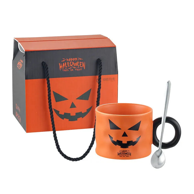 Halloween pumpkin ceramic mug 15cm with handle and spoon in orange or white colours
