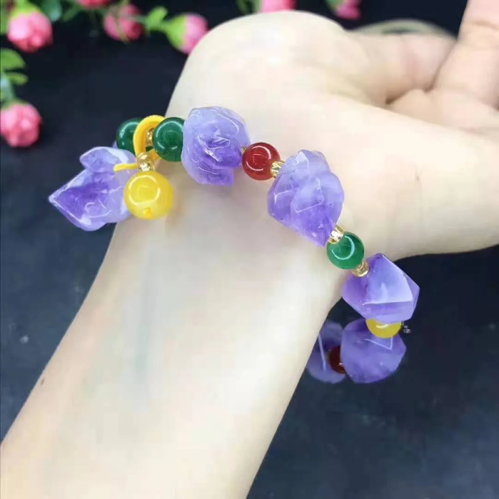 Women's natural amethyst bracelet featuring a Fu character bead and amethyst-shaped beads.