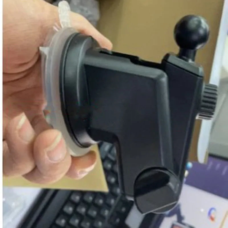 7-inch LCD screen projector for GM cars with plastic interior and manual gearbox