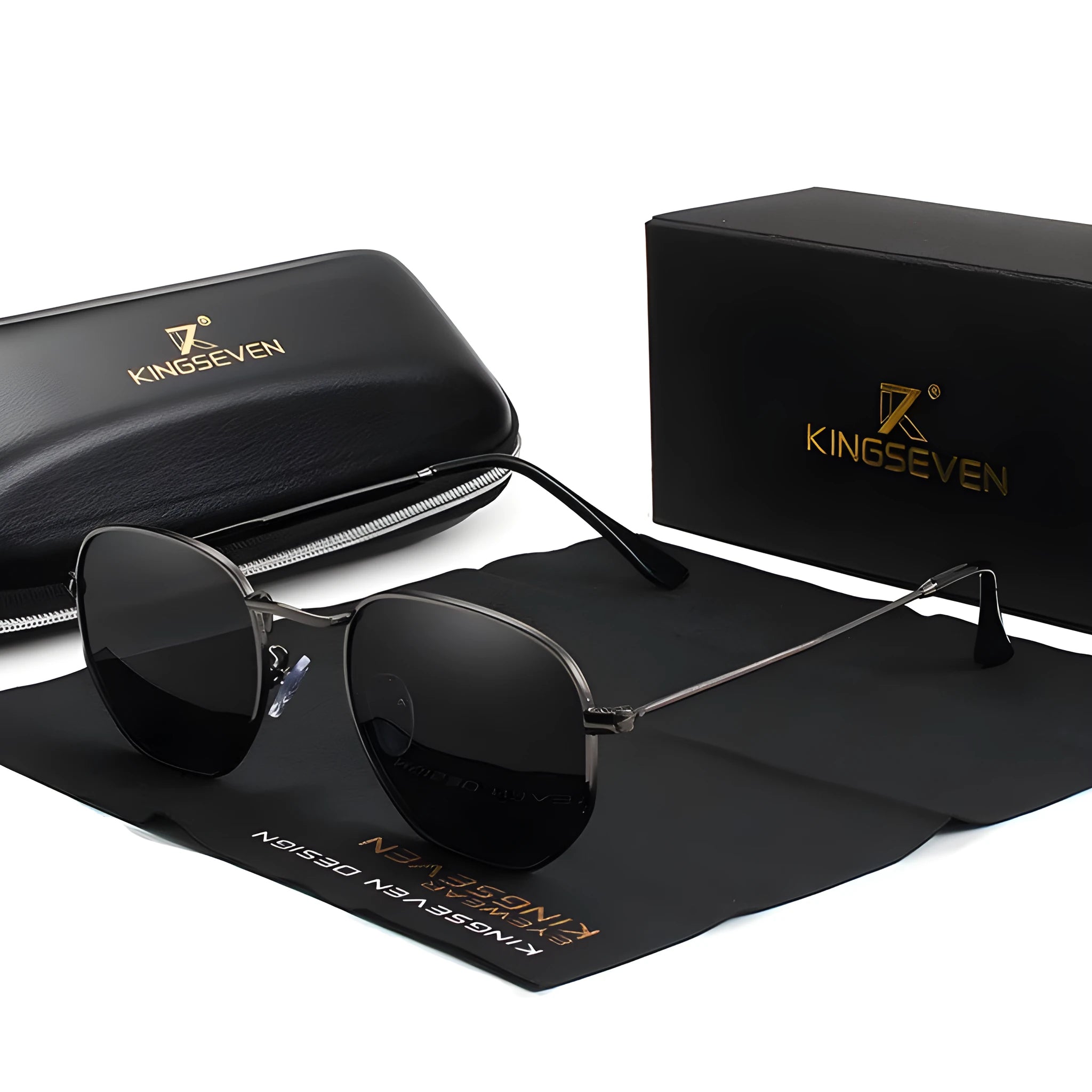 Classic round-frame retro sunglasses for men in black, shown from the front.