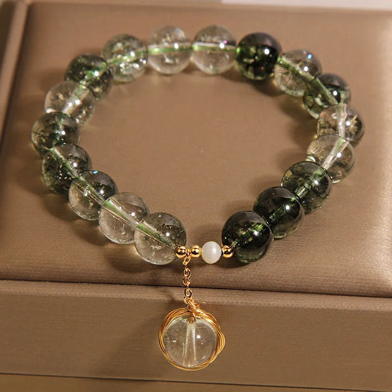 Green phantom quartz and chorite crystal bracelet for women with winding bead design