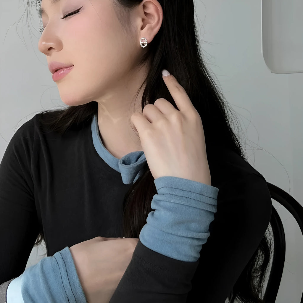 925 silver pig nose stud earrings with electroplated silver finish, 9.2 x 13mm, on a white background