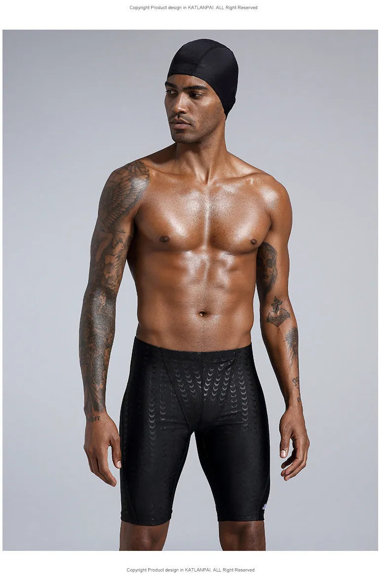 Men's solid colour swimming trunks in shark skin polyester fabric for beach surfing and swimming