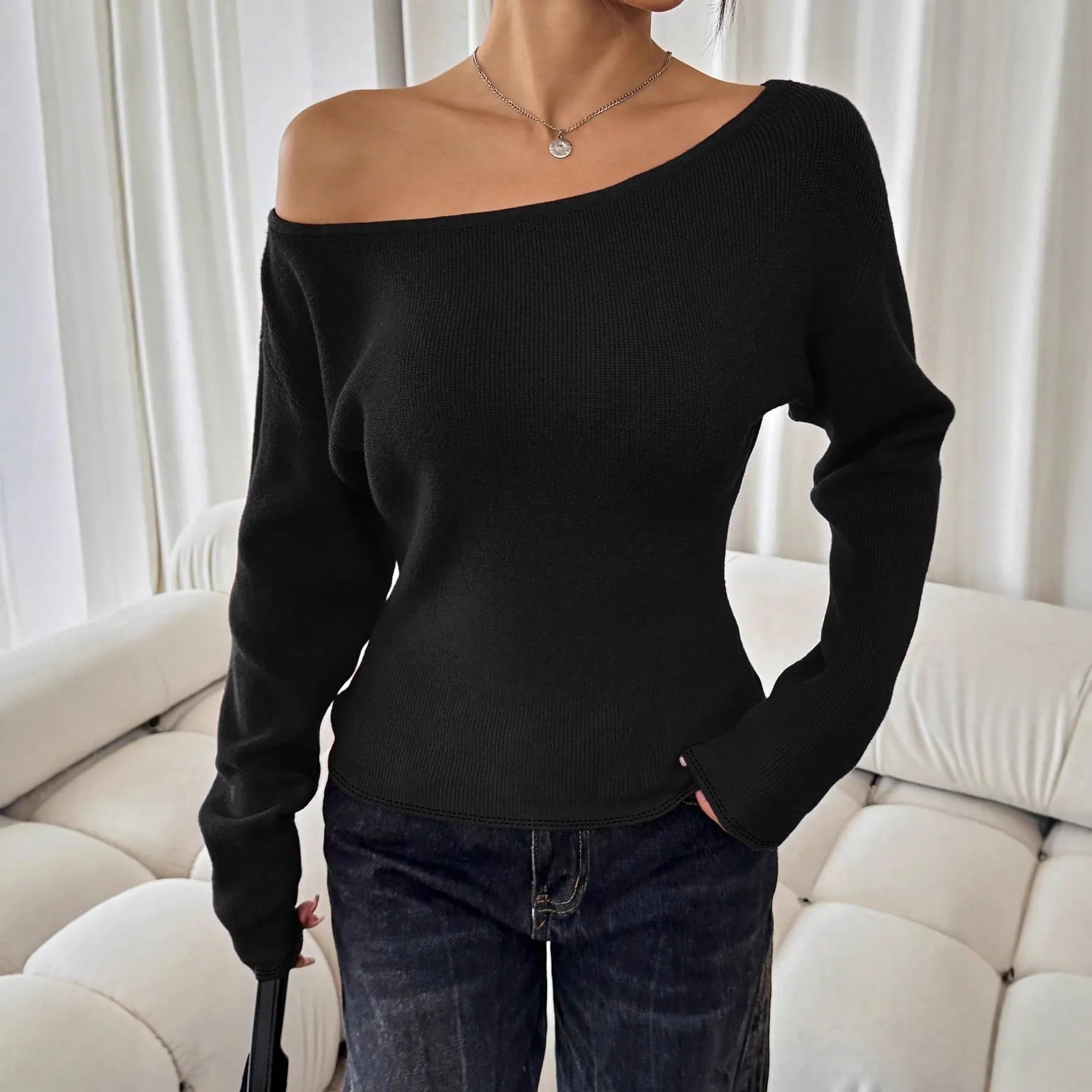 Women's long-sleeved knitted round-neck waist-cinching base sweater in solid colour polyester cotton