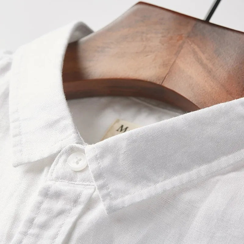 Men's square collar short sleeve shirt in linen blend fabric showing loose cardigan fit