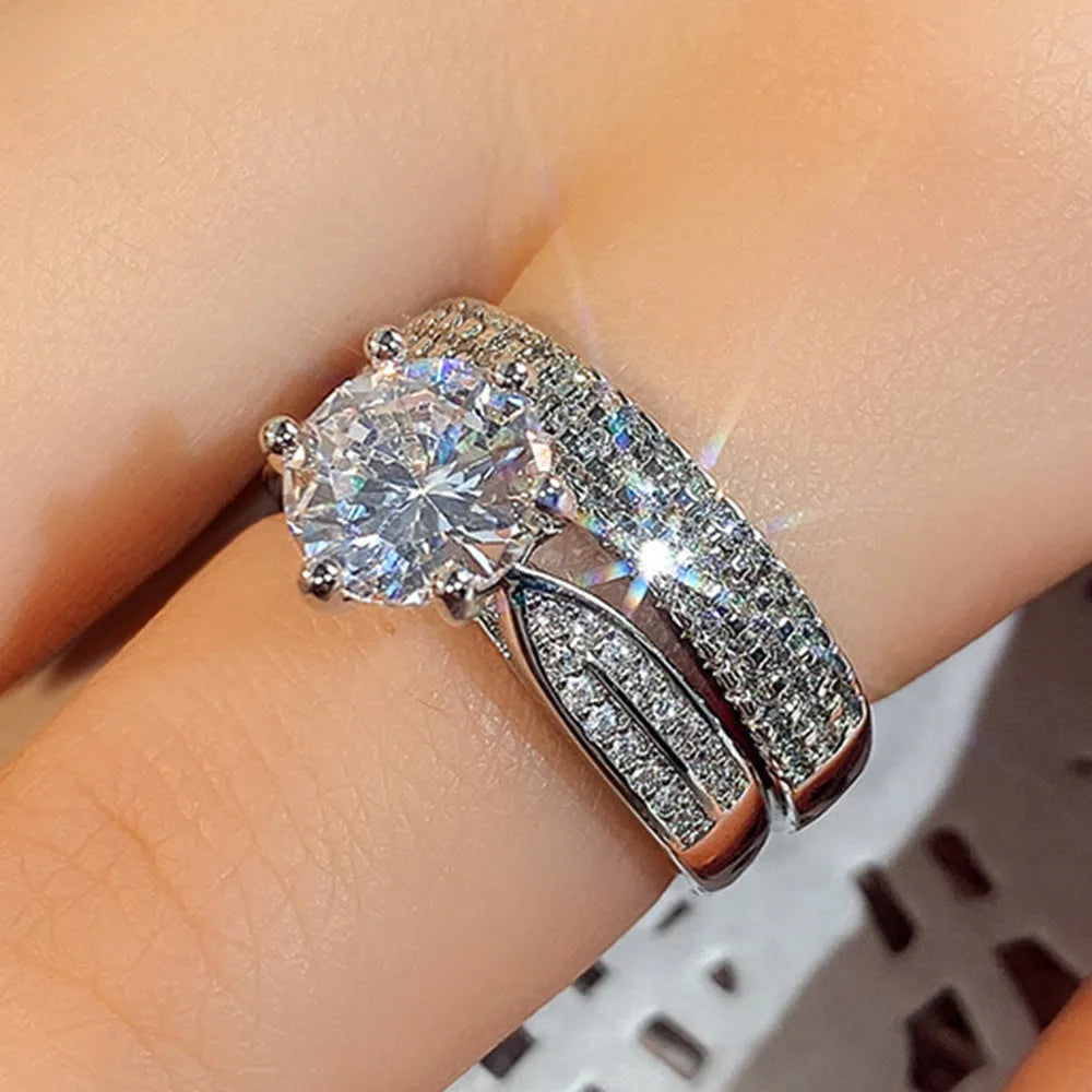 White gold colour alloy combined wedding ring and simple geometric bracelet.