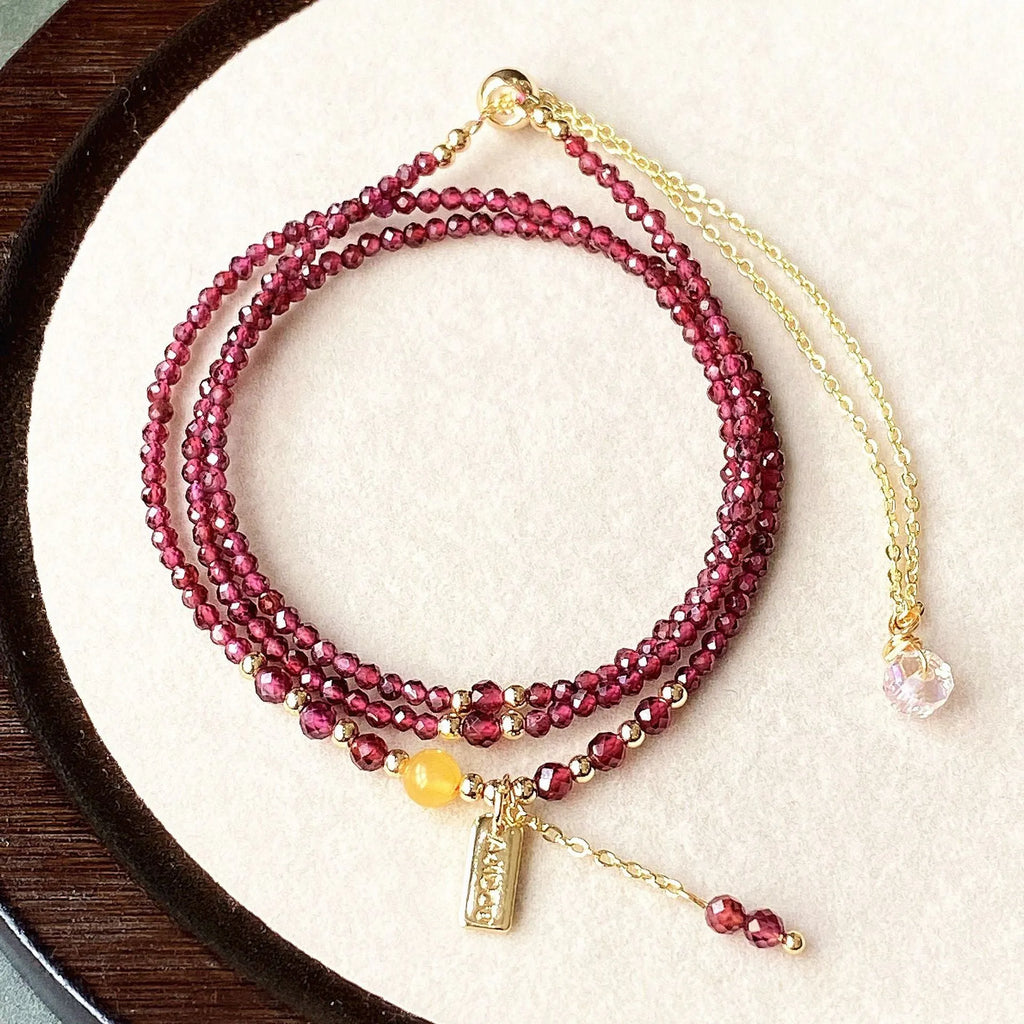 Garnet wine red bracelet and necklace set with beeswax cut surface and three circle design