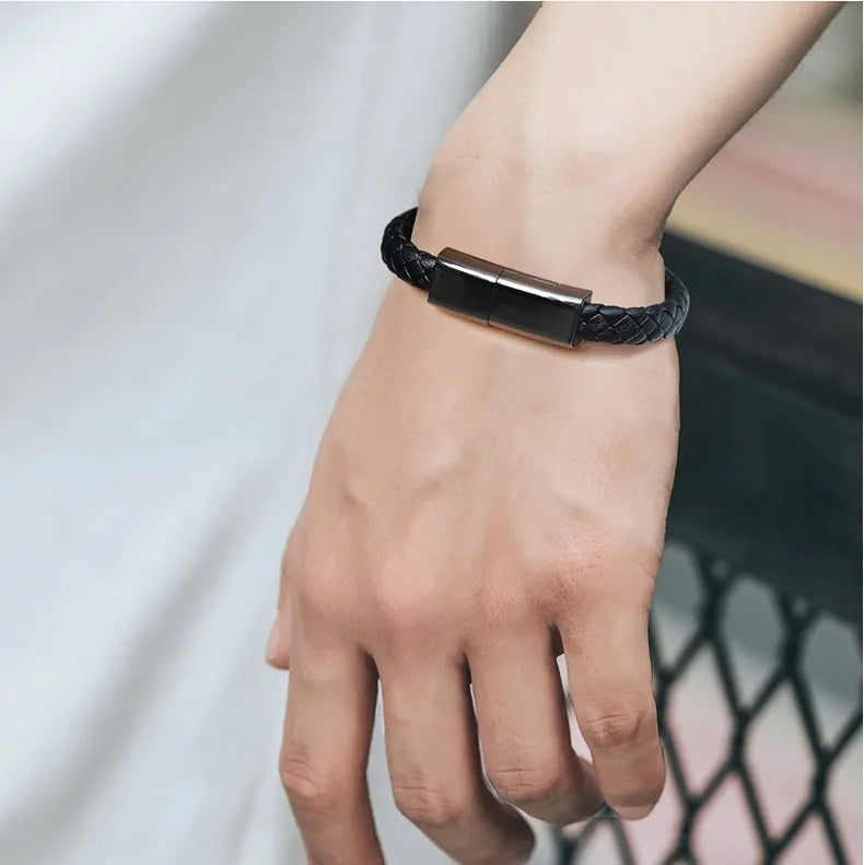 Brown leather bracelet with integrated 22.5cm charging cable and Micro USB connector