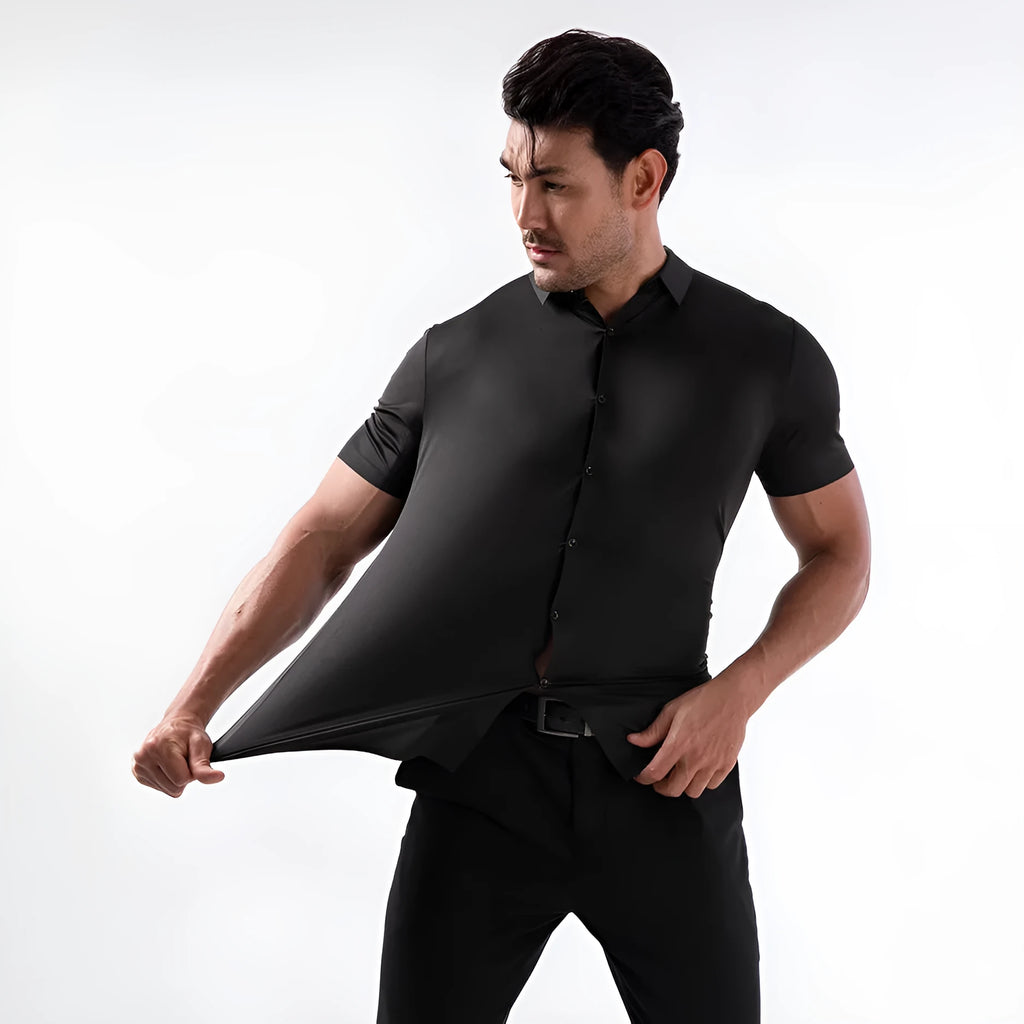 Men's short sleeve elastic shirt in anti-wrinkle fabric available in eight colours including black, white and blue