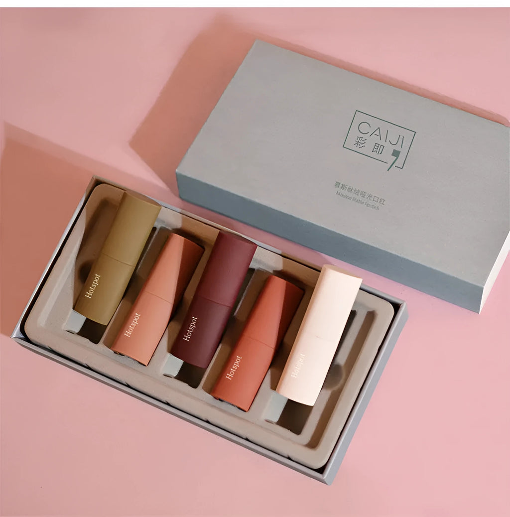 Gift box containing five velvet matte lipsticks with waterproof non-stick cup formula