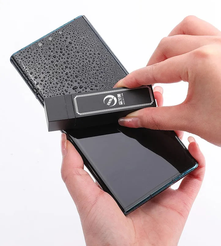 Disposable mobile phone screen cleaner kit with 40 pre-moistened cleaning sheets for smartphones and tablets