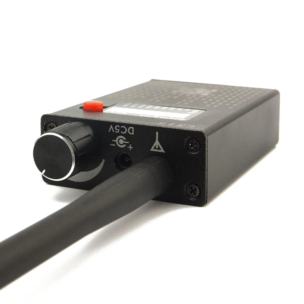 G318 professional signal detector device for anti-eavesdropping security applications