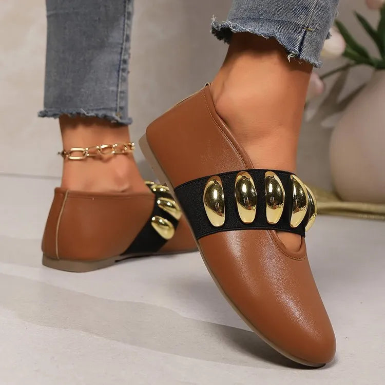 Women's brown flat slip-on loafers with round toe, metal buckle and sequin detail, sizes 36-43