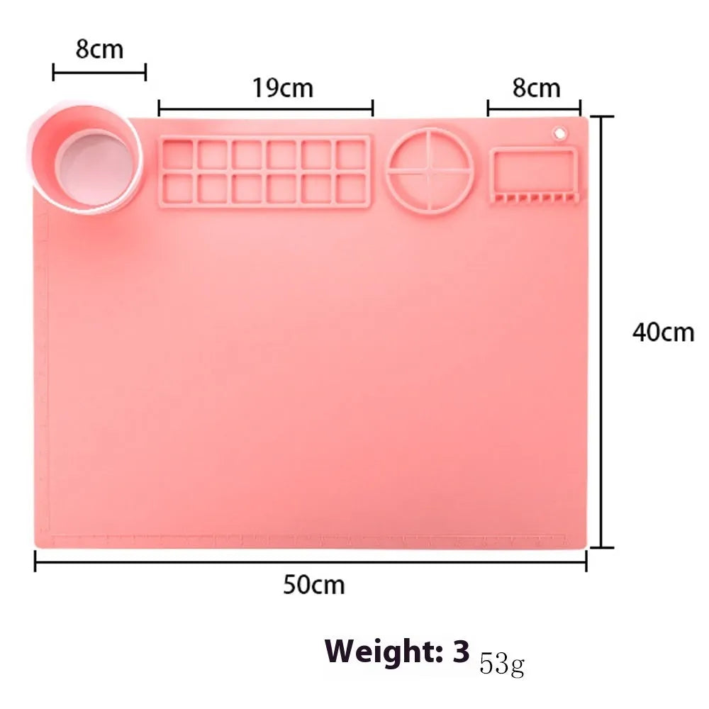 Silicone painting mat for watercolours in green colour, showing 50x40cm size and smooth surface