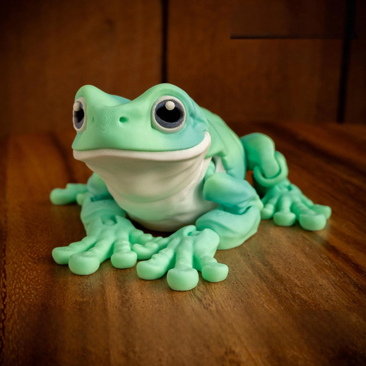 Lucky Tree Frog forest green PLA plastic movable magnetic small animal toy 18cm