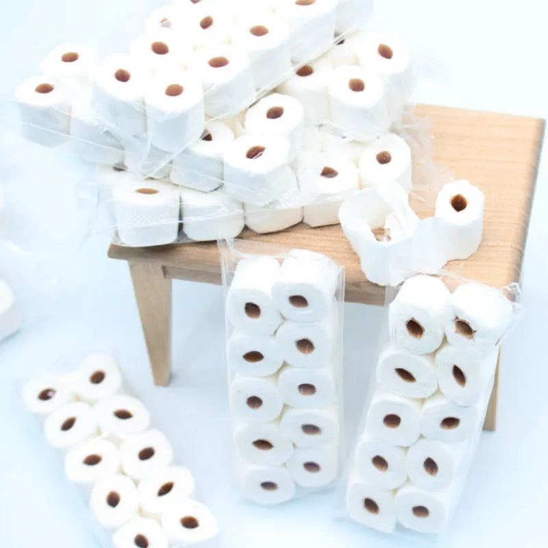 Miniature paper tissue roll model for children's pretend play measuring 30x15x80mm