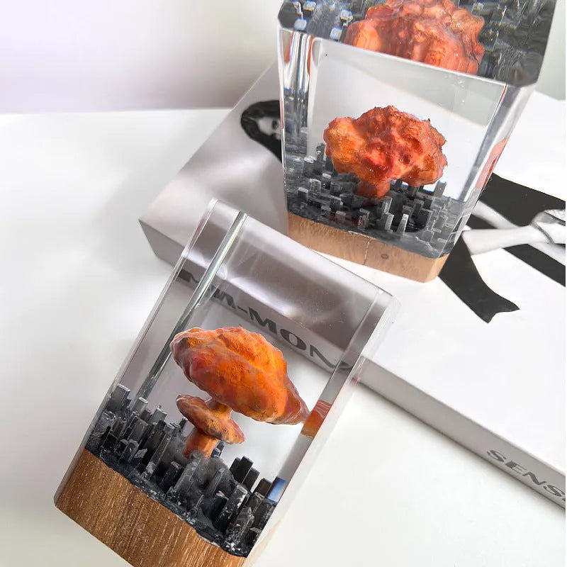 Small atomic mushroom cloud resin night lamp decoration in modern minimalist style