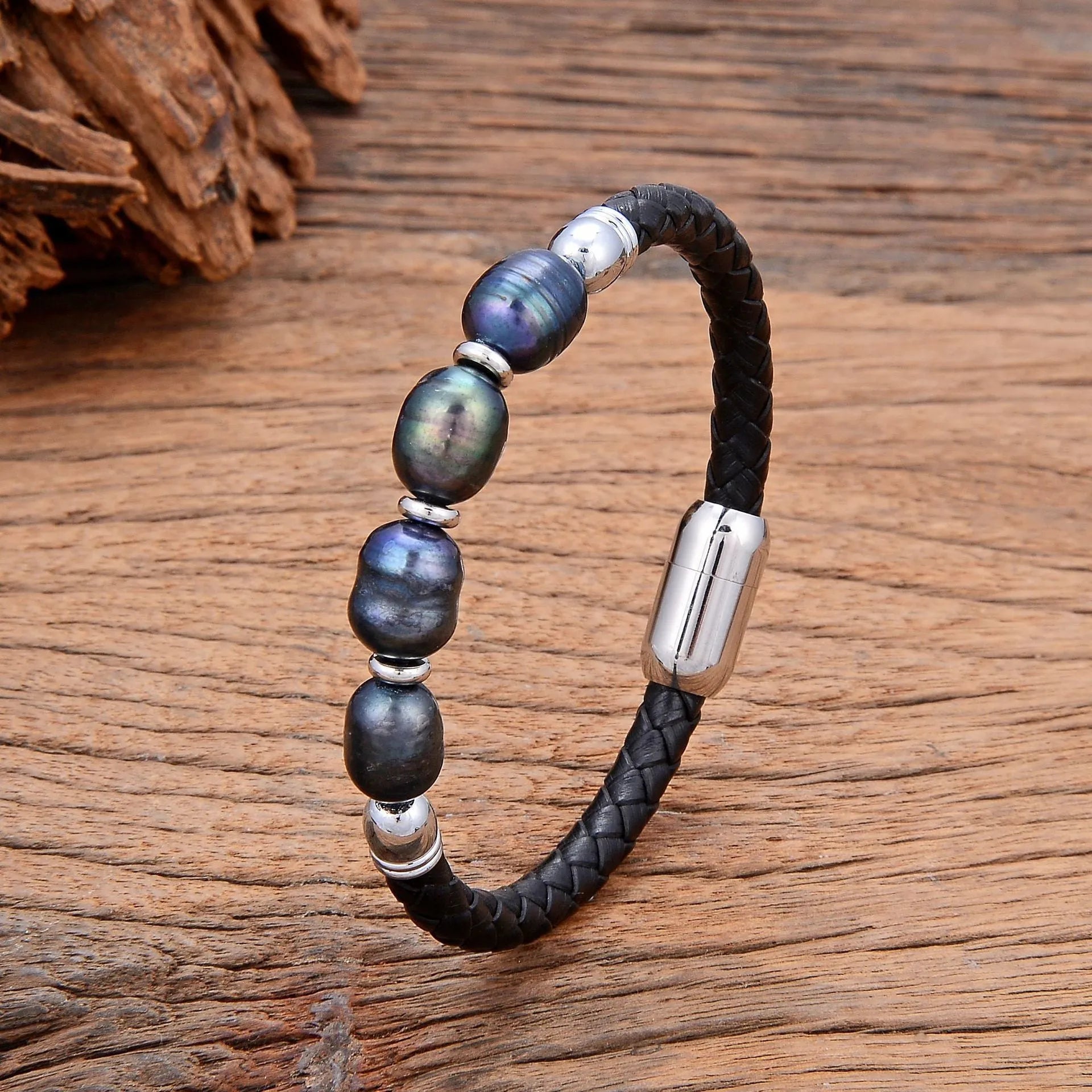 Unisex leather bracelet with irregular shaped pearls in Korean style design