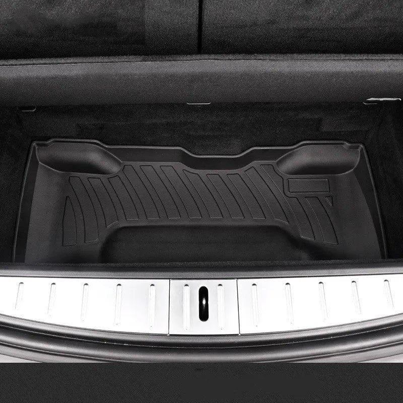 Tesla car floor mats with rubber construction and TPE footrest sections