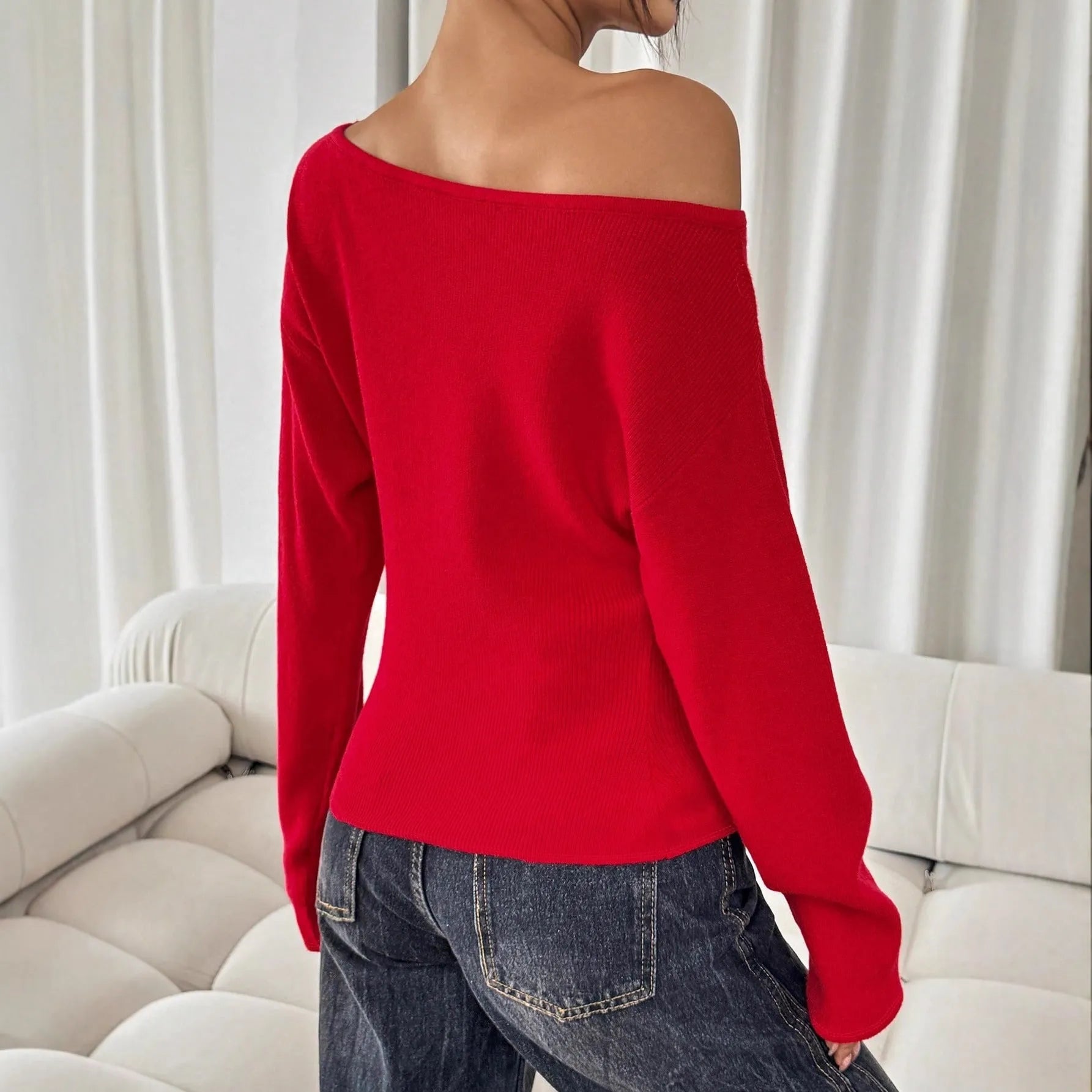 Women's long-sleeved knitted round-neck waist-cinching base sweater in solid colour polyester cotton