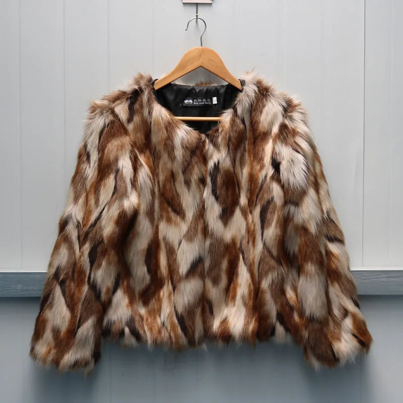 Korean slim-fit women's faux fox fur coat in street fashion style