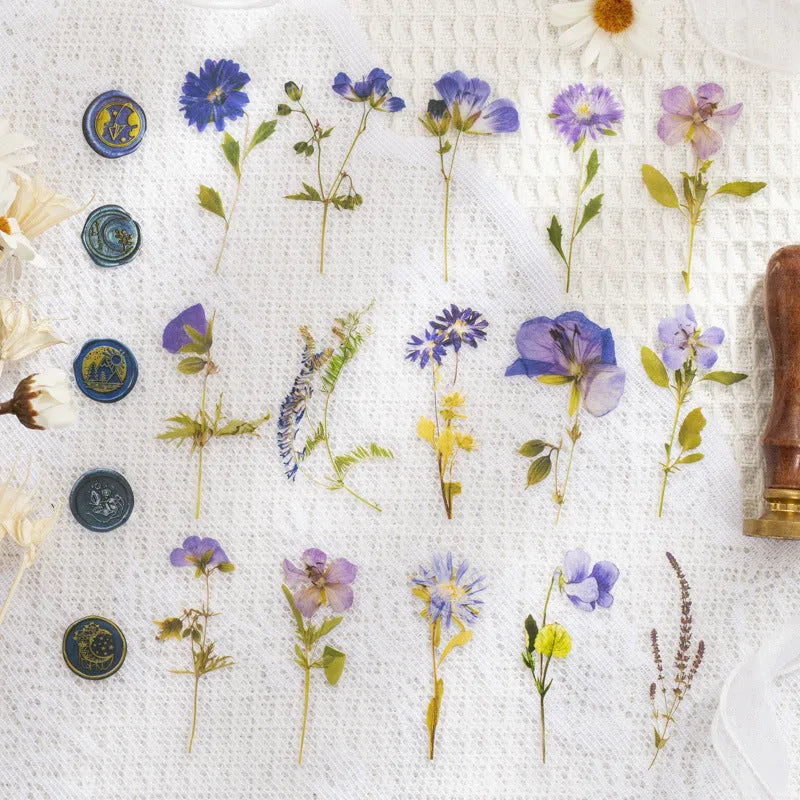 Creative dried flowers journal decoration sticker set with 8 art styles on 40 PET sheets, each measuring 70mm.