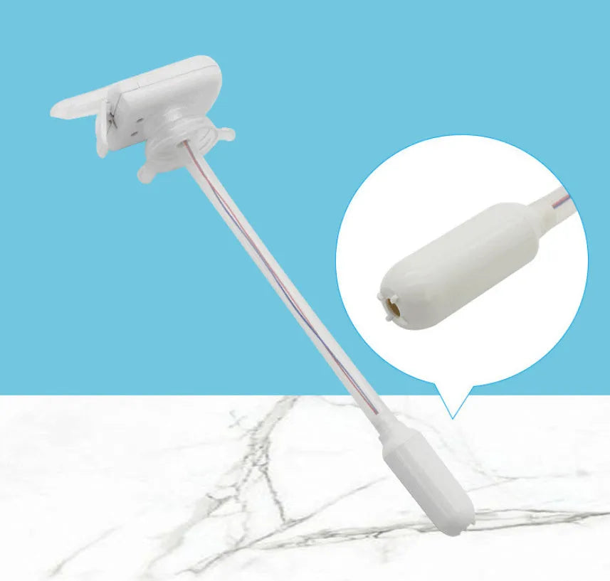 Manual beverage pumping device with long straw and blue press handle on a colour box.