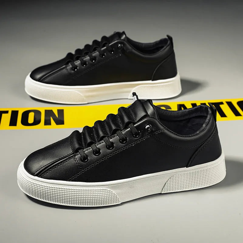 Men's black and white low top sports shoes with synthetic leather upper and PVC sole