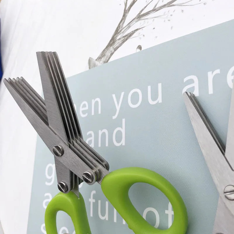 Green stainless steel multi-layer onion scissors for cutting herbs and seaweed